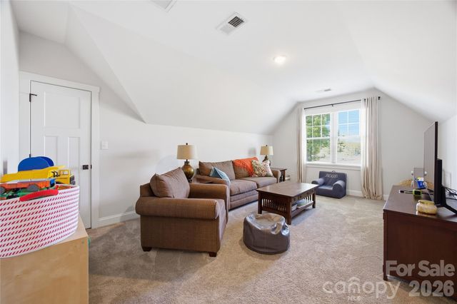 1005 S Point Road, Belmont, NC 28012