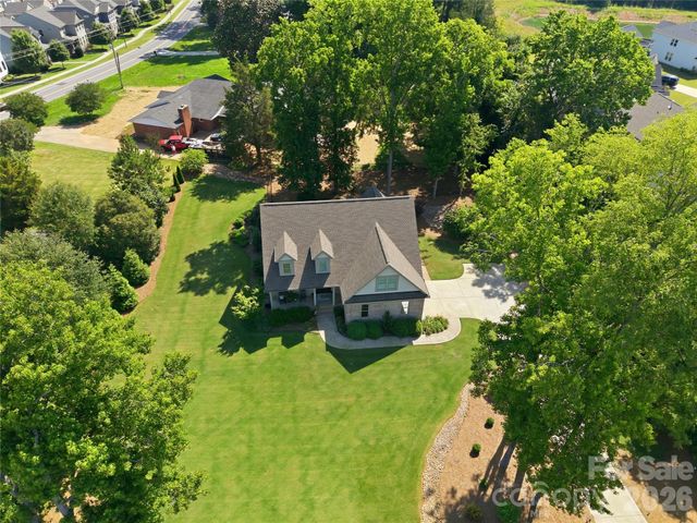 1005 S Point Road, Belmont, NC 28012