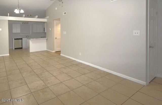 129 Twinwood Drive, Jacksonville, NC 28546