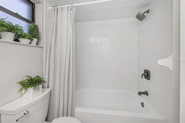 235 WOODS LANDING TRAIL 235, Oldsmar, FL 34677