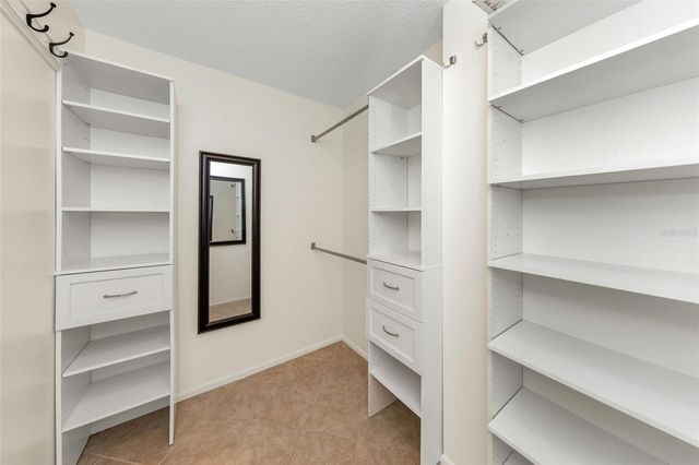 235 WOODS LANDING TRAIL 235, Oldsmar, FL 34677