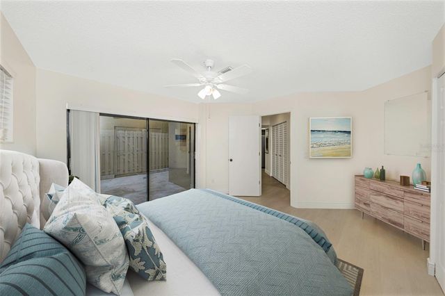 235 WOODS LANDING TRAIL 235, Oldsmar, FL 34677