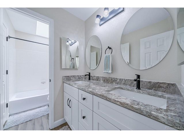 5613 S Jericho Way, Aurora, CO 80015