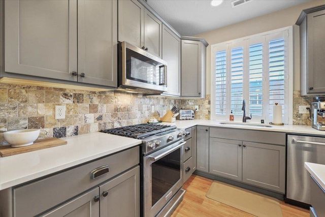 2304 W Summit Pkwy, Spokane, WA 99201