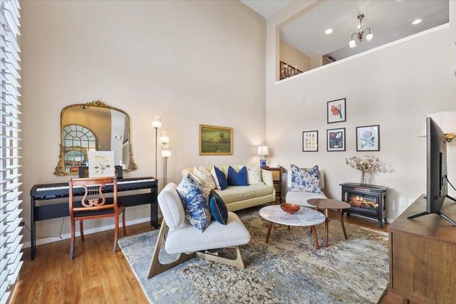 2304 W Summit Pkwy, Spokane, WA 99201