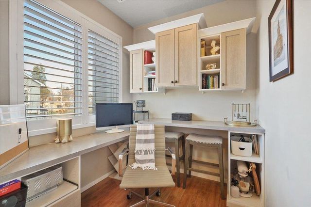 2304 W Summit Pkwy, Spokane, WA 99201