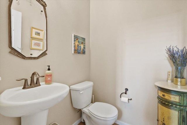 2304 W Summit Pkwy, Spokane, WA 99201