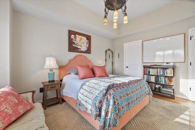 2304 W Summit Pkwy, Spokane, WA 99201