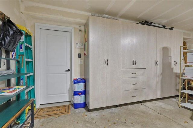 2304 W Summit Pkwy, Spokane, WA 99201