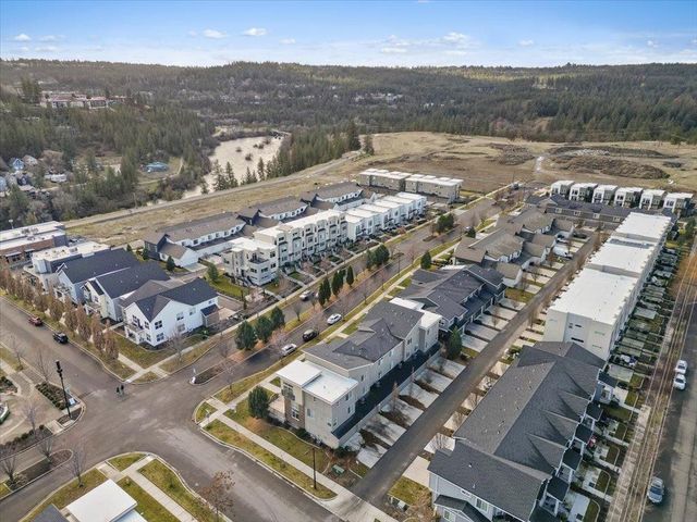 2304 W Summit Pkwy, Spokane, WA 99201