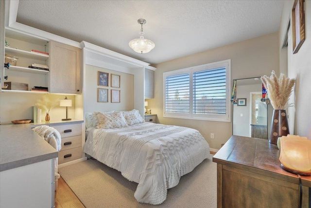 2304 W Summit Pkwy, Spokane, WA 99201