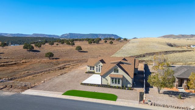 319 N 200 W, Enterprise, UT 84725