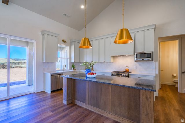 319 N 200 W, Enterprise, UT 84725