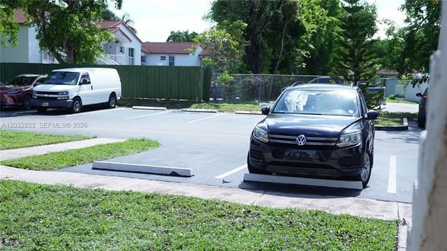 15326 SW 72nd St 11-14, Miami, FL 33193