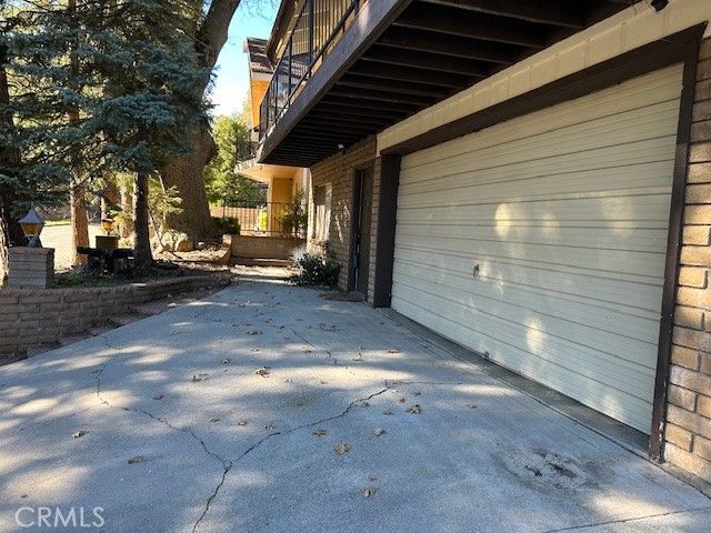 22348 Glenwood, Crestline, CA 92325
