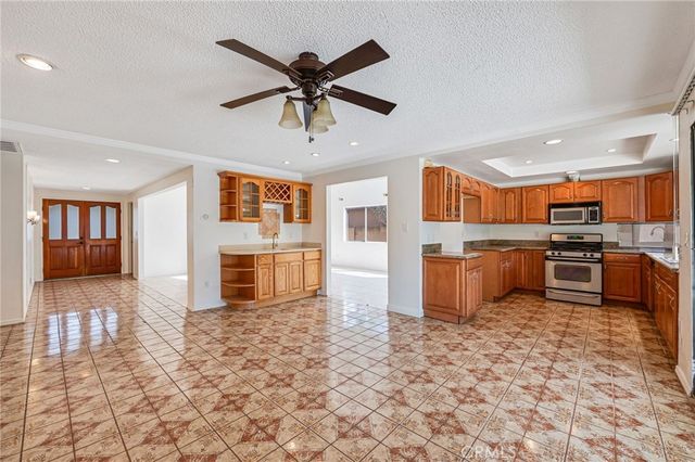 9257 La Shell Drive, Tujunga, CA 91042