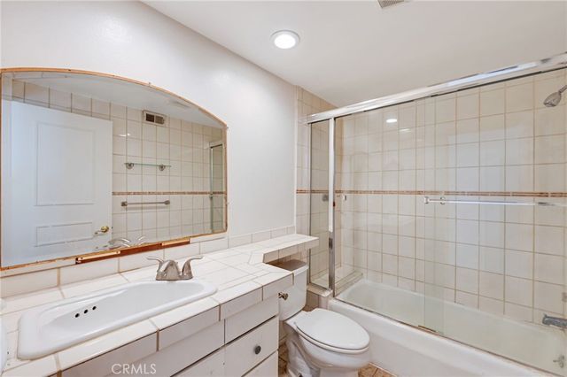 9257 La Shell Drive, Tujunga, CA 91042