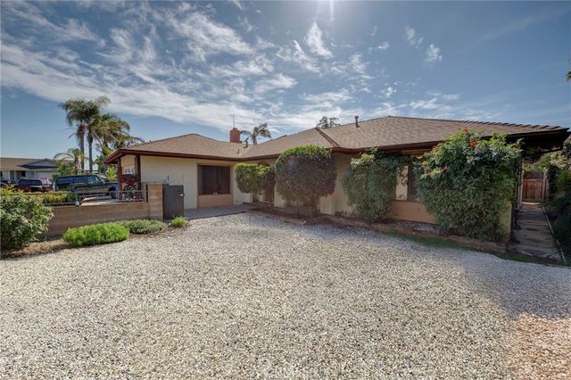 9257 La Shell Drive, Tujunga, CA 91042