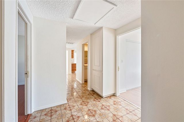 9257 La Shell Drive, Tujunga, CA 91042