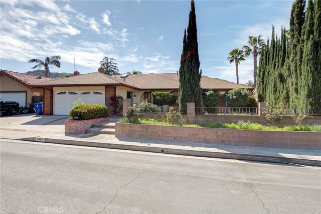 9257 La Shell Drive, Tujunga, CA 91042