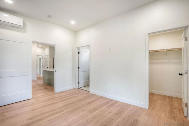 6942 Eberhart St, San Diego, CA 92115