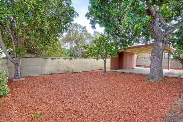 6942 Eberhart St, San Diego, CA 92115