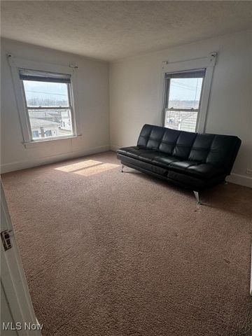 36 Churchill Road, Girard, OH 44420