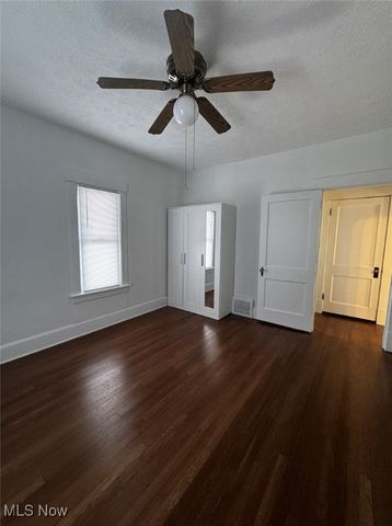 36 Churchill Road, Girard, OH 44420