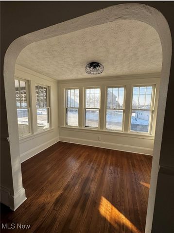 36 Churchill Road, Girard, OH 44420