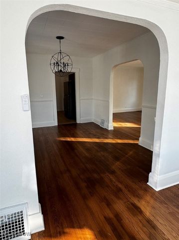 36 Churchill Road, Girard, OH 44420