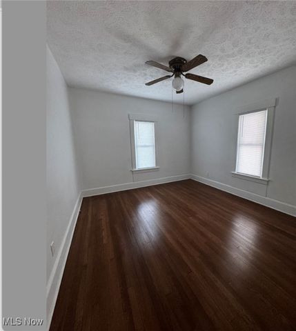 36 Churchill Road, Girard, OH 44420