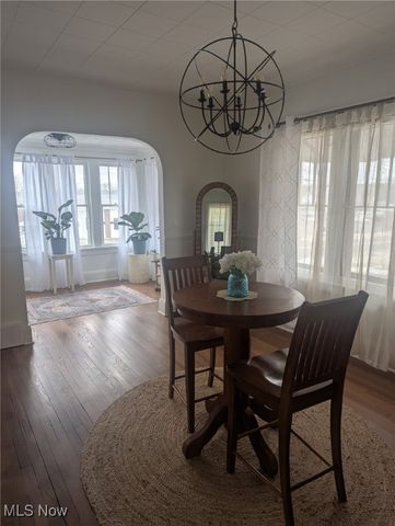 36 Churchill Road, Girard, OH 44420