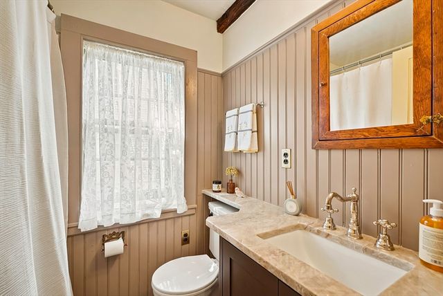 24 School St, Westborough, MA 01581