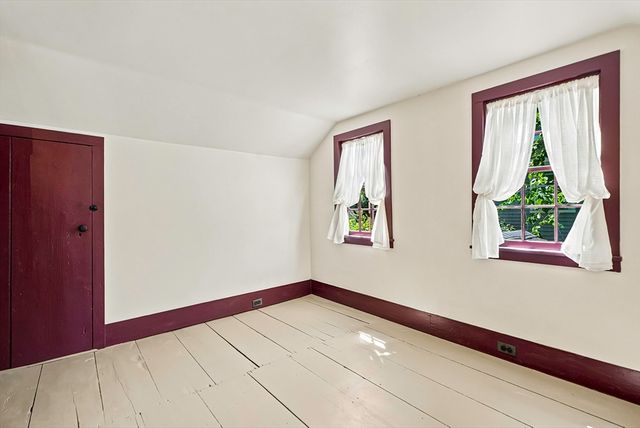 24 School St, Westborough, MA 01581