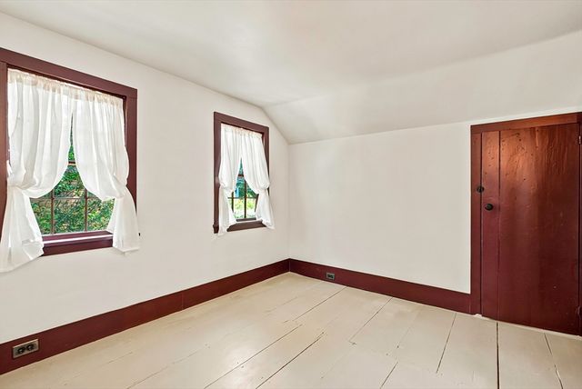 24 School St, Westborough, MA 01581