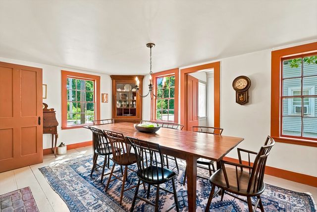 24 School St, Westborough, MA 01581