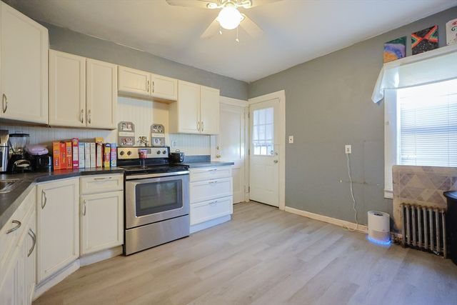 114 Sylvan St, Springfield, MA 01108