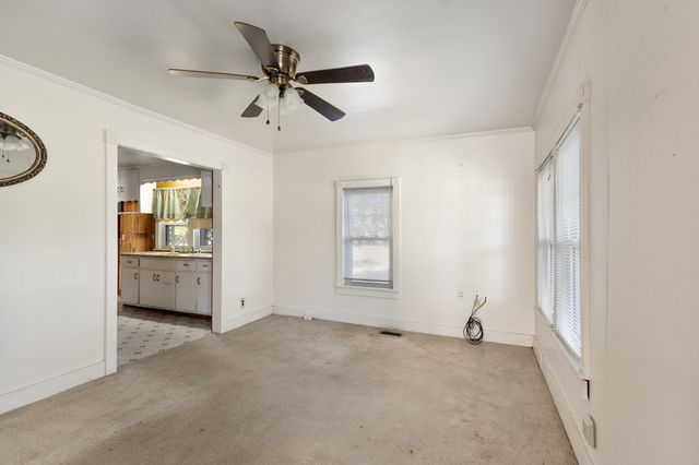 1210 Garton Road, Burns, TN 37029