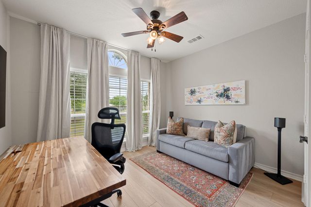 103 Morningside CIR, Hutto, TX 78634