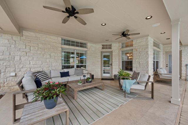 103 Morningside CIR, Hutto, TX 78634