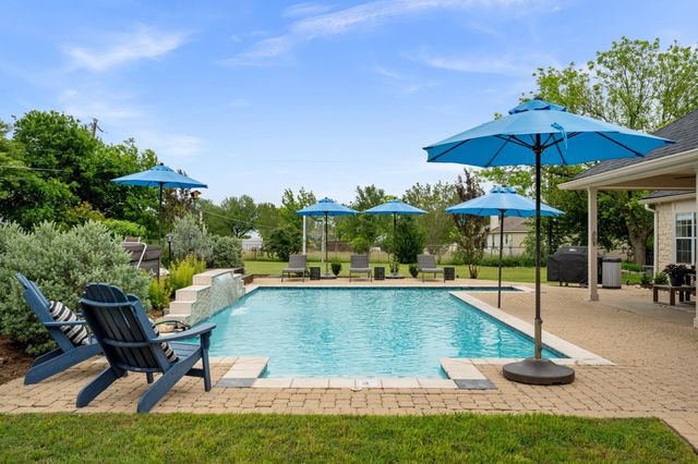 103 Morningside CIR, Hutto, TX 78634