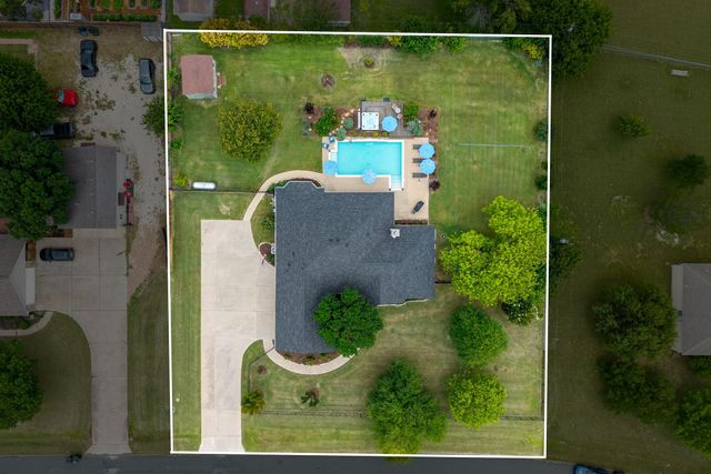 103 Morningside CIR, Hutto, TX 78634