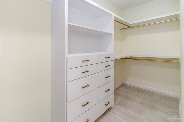 1401 W Eisenhower Street, Pharr, TX 78577