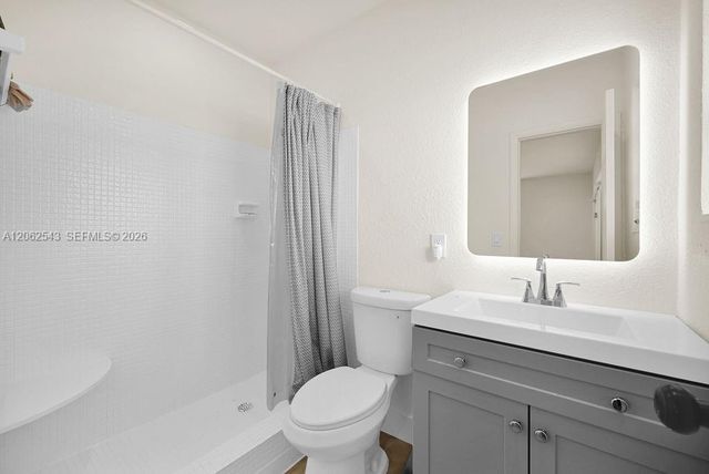 7710 NW 6th Court, Pembroke Pines, FL 33024