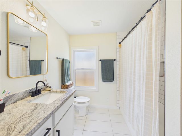 1009 10th Street, Rogers, AR 72756
