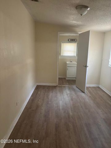 8820 5TH Avenue, Jacksonville, FL 32208