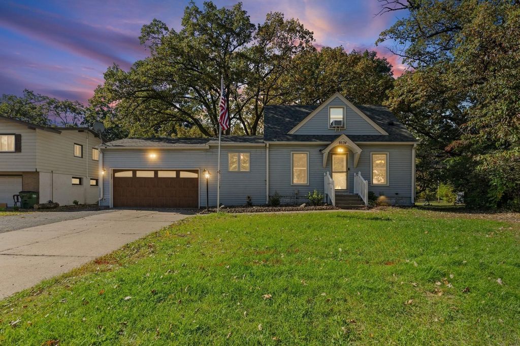 8634 Lincoln Street NE, Blaine, MN 55434 — exterior