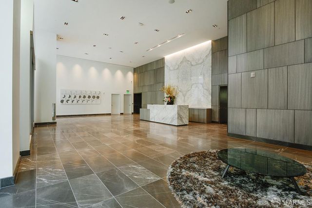 338 Main Street 25C, San Francisco, CA 94105