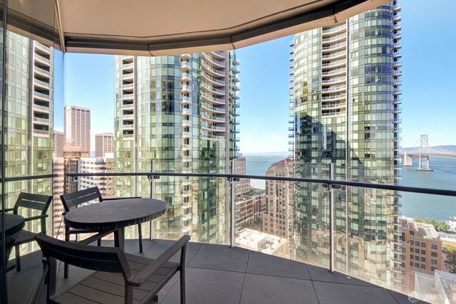 338 Main Street 25C, San Francisco, CA 94105