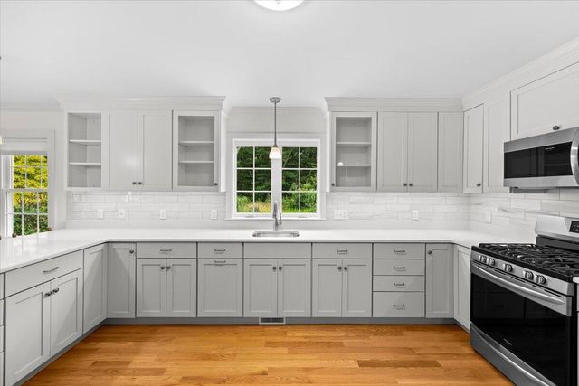 20 Durham Drive, Falmouth, MA 02540